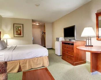Clarion Inn University