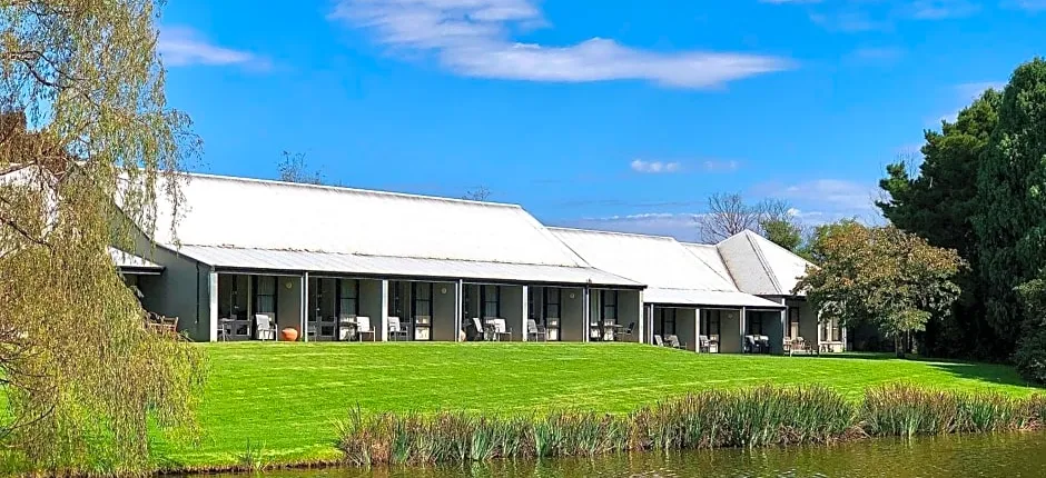 Briars Country Lodge