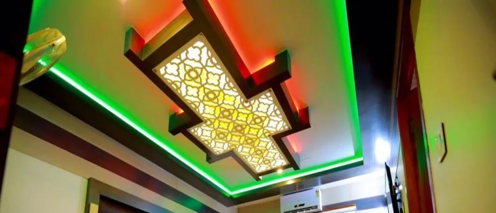 India Vacationz Houseboat