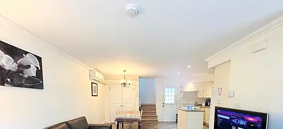 THT's house-Ideal Downtown Area