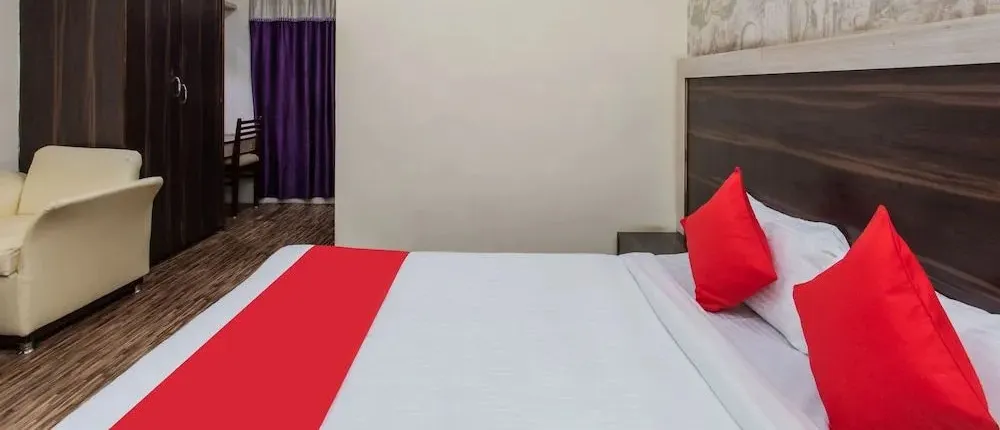 Oyo 24547 Hotel Vishwas Bar And Club Resort