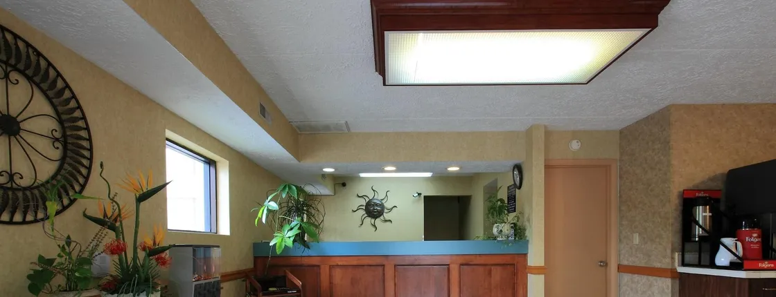 Americas Best Value Inn North Capital