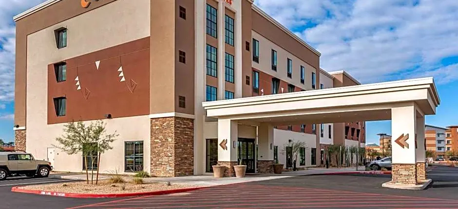Comfort Suites Scottsdale Talking Stick Entertainment District