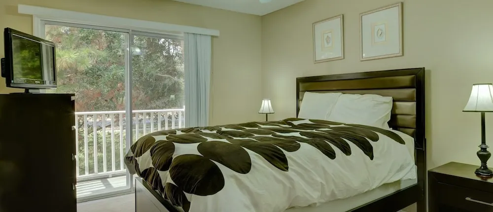 Belfast Townhome at Emerald Island Resort