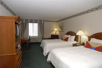 Hilton Garden Inn Bakersfield
