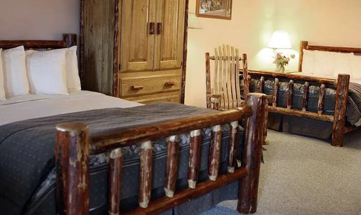 Yellowstone Basin Inn