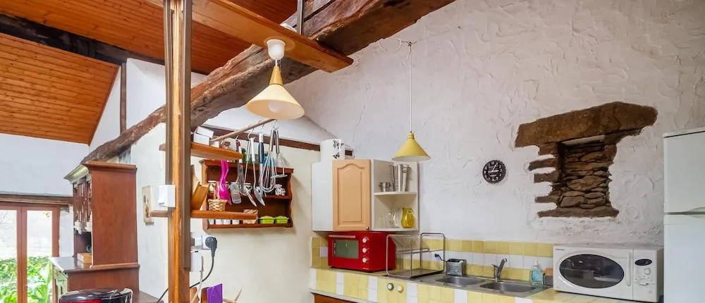 House With 8 Bedrooms in Saint-hilaire-peyroux, With Enclosed Garden and Wifi - 7 km From the Beach
