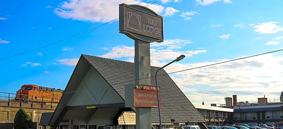 Tiki Lodge Motel