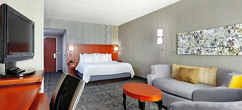 Courtyard by Marriott Phoenix North/Happy Valley