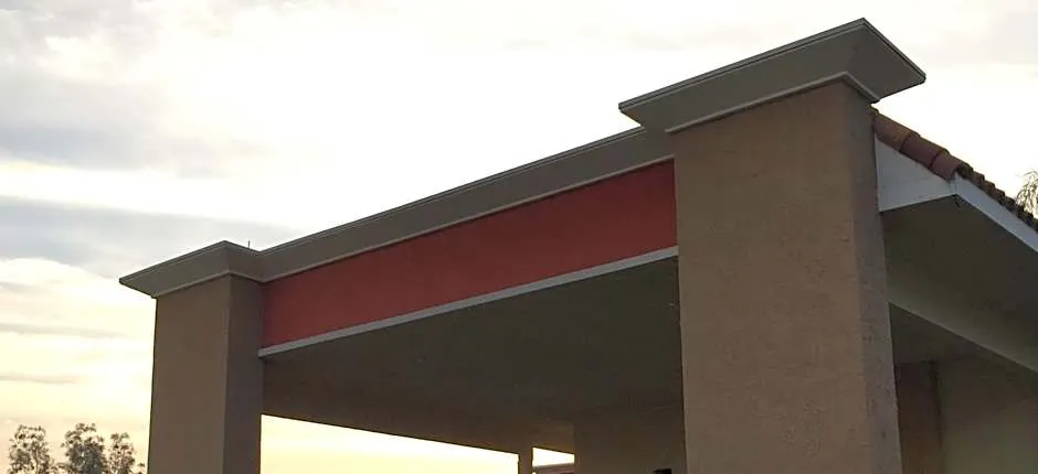 Ontario Inn & Suites