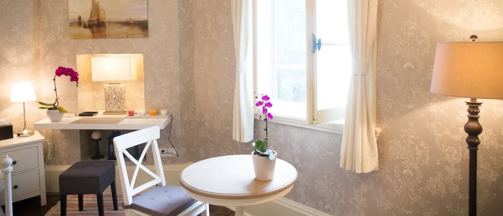 Innocondo Jing'an Julu