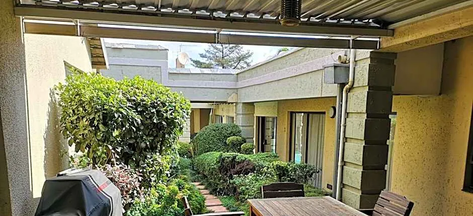 Norscot Manor Guest Lodge