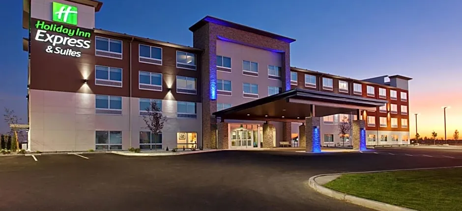 Holiday Inn Express and Suites Moses Lake By IHG