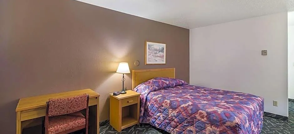 Rodeway Inn Gateway to Medora T-Roosevelt & Makoshika State Park