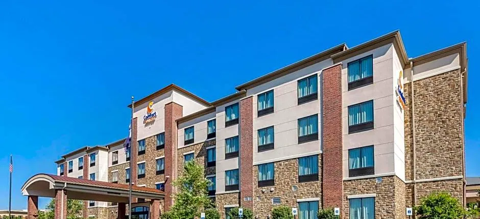 Comfort Suites Bridgeport - Clarksburg