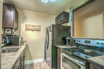 Shadow Run by Retreatia