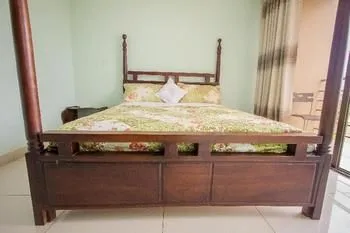 Tesh Hotel