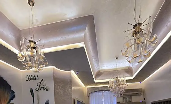 Hotel Iris