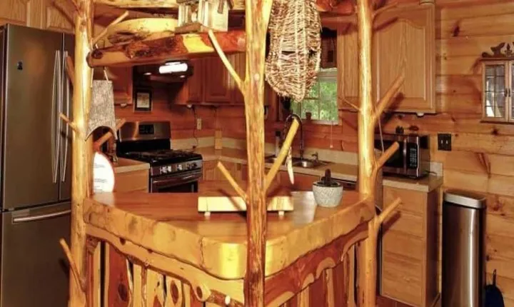 Enchanted 1 Bedrooms 1 Baths Sleeps 2 Cabin by RedAwning