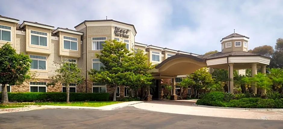 West Inn And Suites