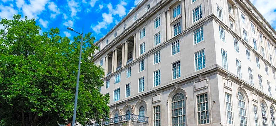 Britannia Adelphi Hotel