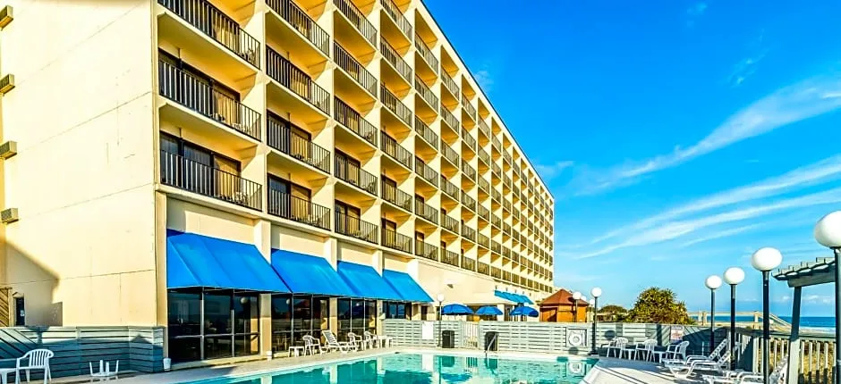 Crystal Coast Oceanfront Hotel