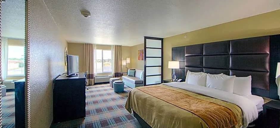 Comfort Inn & Suites Fort Worth West I-30 NAS JRB