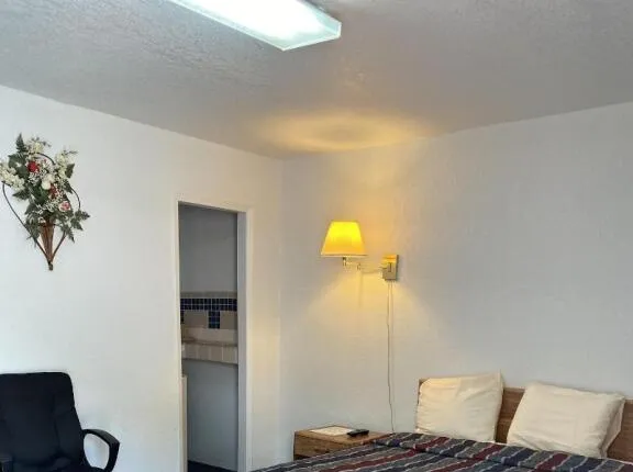 Regency Inn Comanche