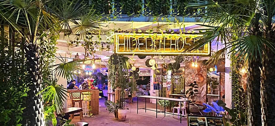 Hideout Hostel
