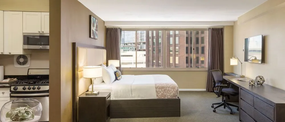 The Windsor Suites