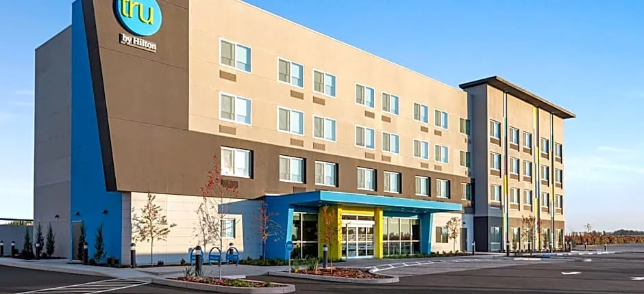 Tru By Hilton Lodi