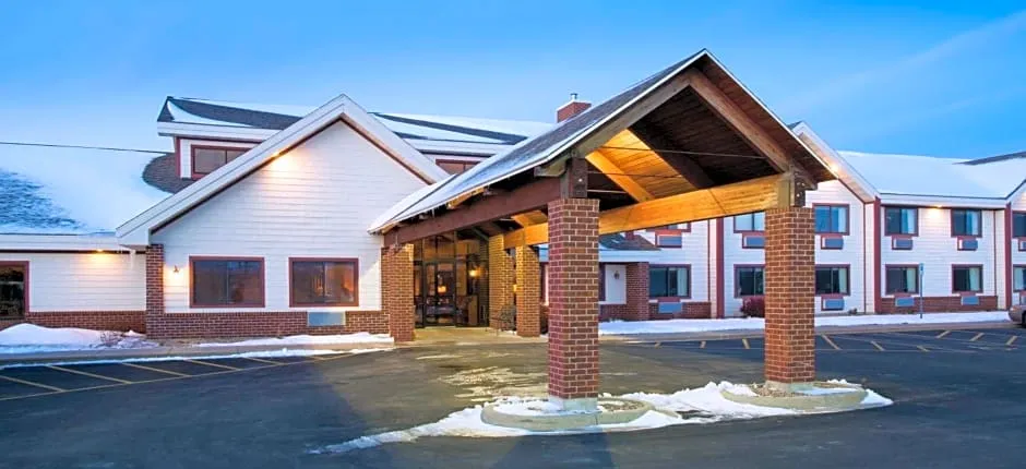 AmericInn by Wyndham New London