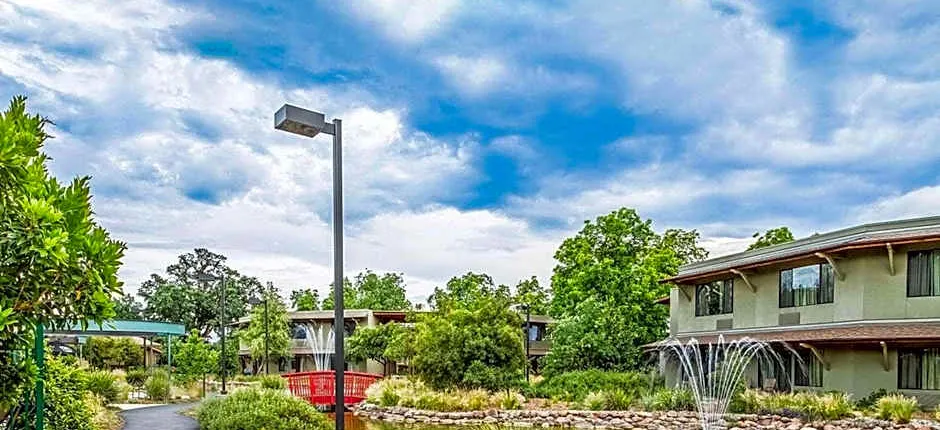 Gaia Hotel & Spa Redding, Ascend Hotel Collection