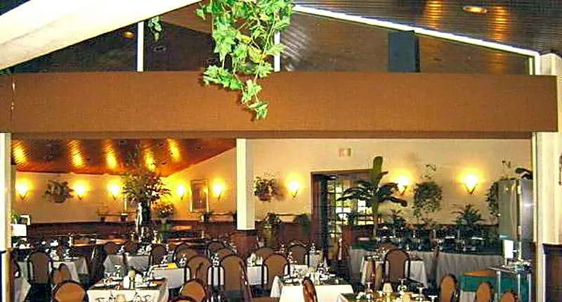 Quality Inn & Suites Golf Resort