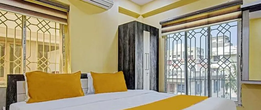 Goroomgo Town Inn NewTown Kolkata