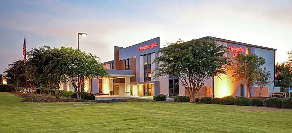 Hampton Inn By Hilton Auburn