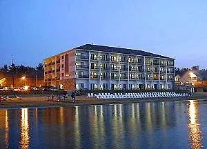 ParkShore Resort