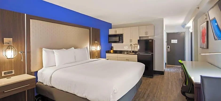 Best Western Plus Executive Residency Denver-Central Park Hotel