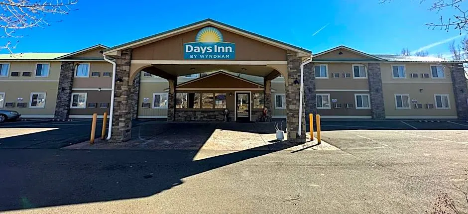 Days Inn & Suites by Wyndham Gunnison