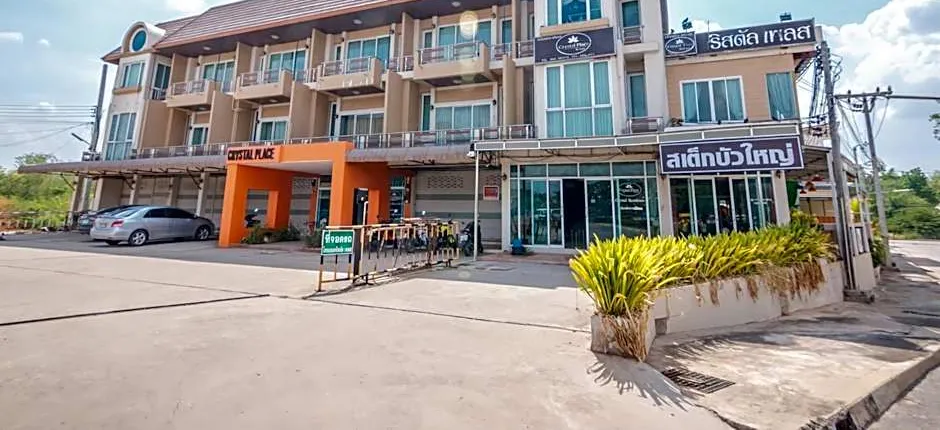 Crystal Place Buayai