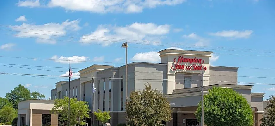 Hampton Inn By Hilton And Suites Alexandria
