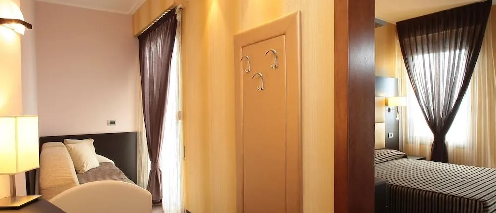 Hotel Rivamare