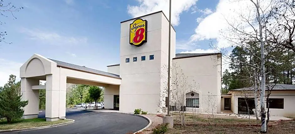Super 8 by Wyndham Show Low
