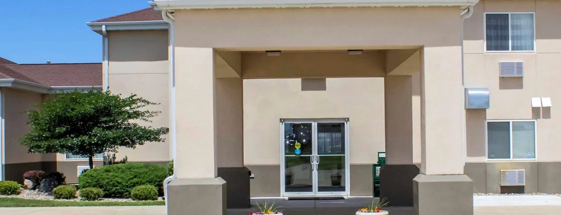 Sleep Inn & Suites Charles City Area