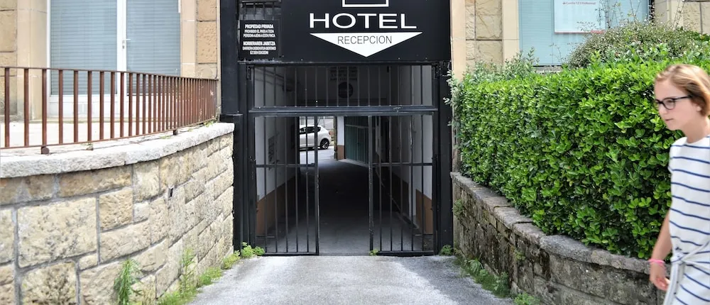 Hotel Onyarbi