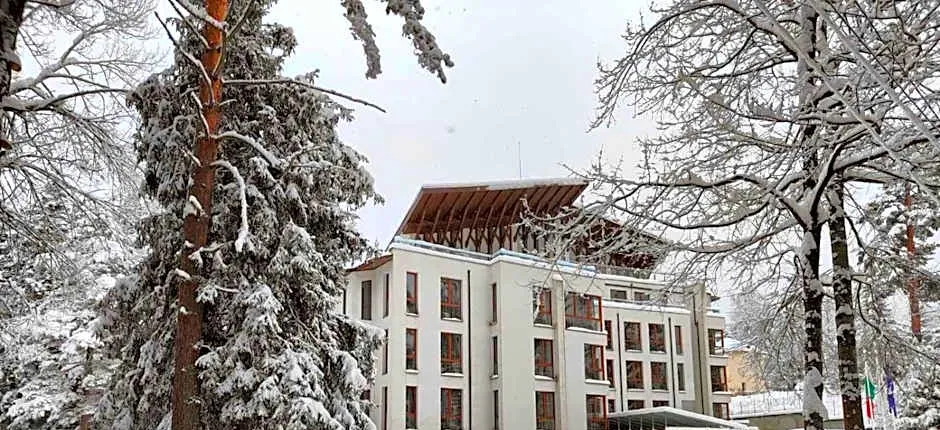 Radina's Way Hotel