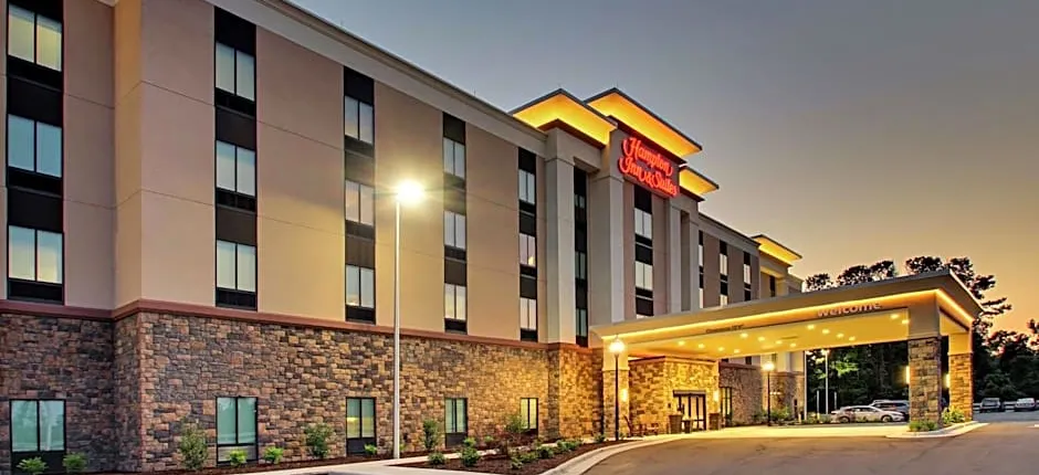 Hampton Inn & Suites By Hilton Southport