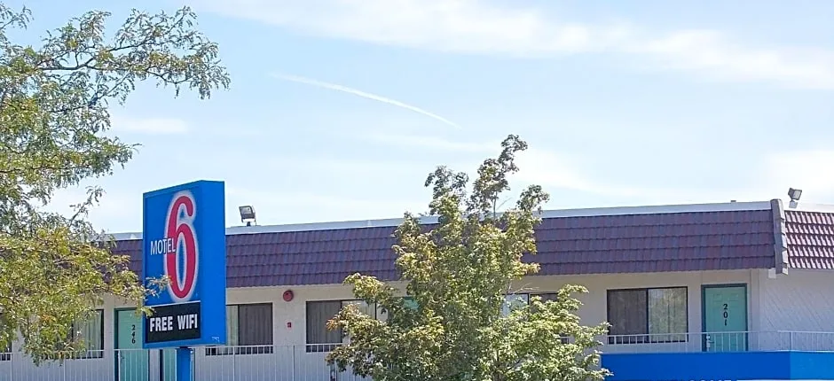Motel 6-Reno, NV - Livestock Events Center