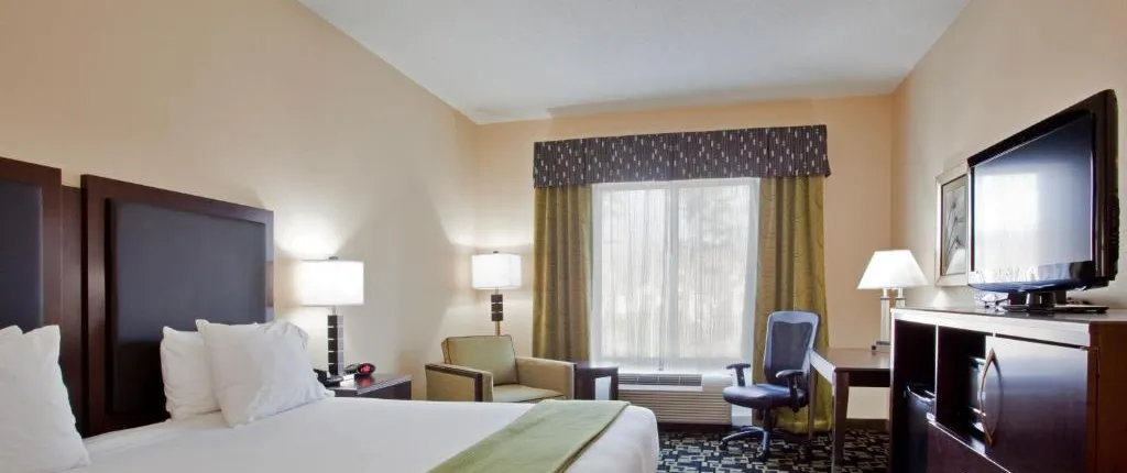 Holiday Inn Express Hotel & Suites Raleigh SW NC State, an IHG Hotel