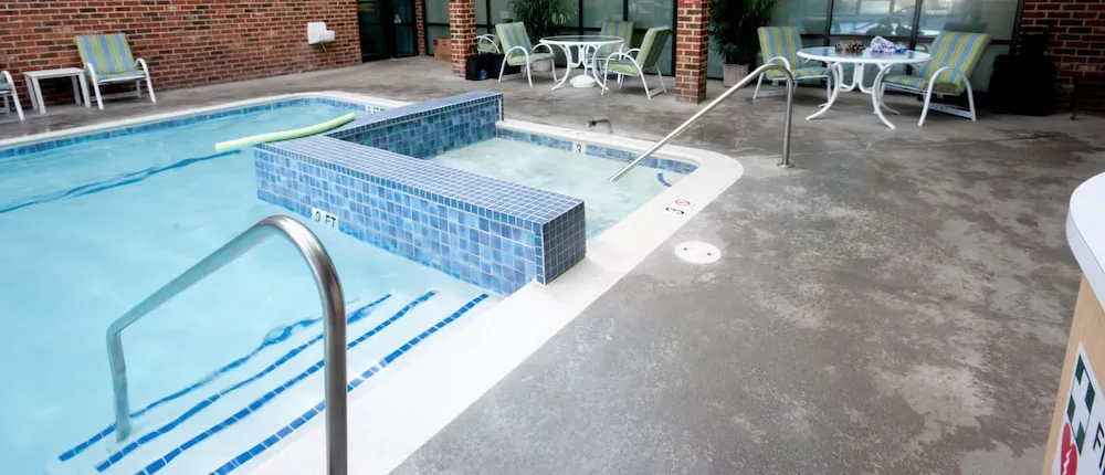 Colony South Hotel & Conference Center